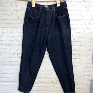 Size 18 Petite Venezia jean.  In like new condition. Fabric still feels new.